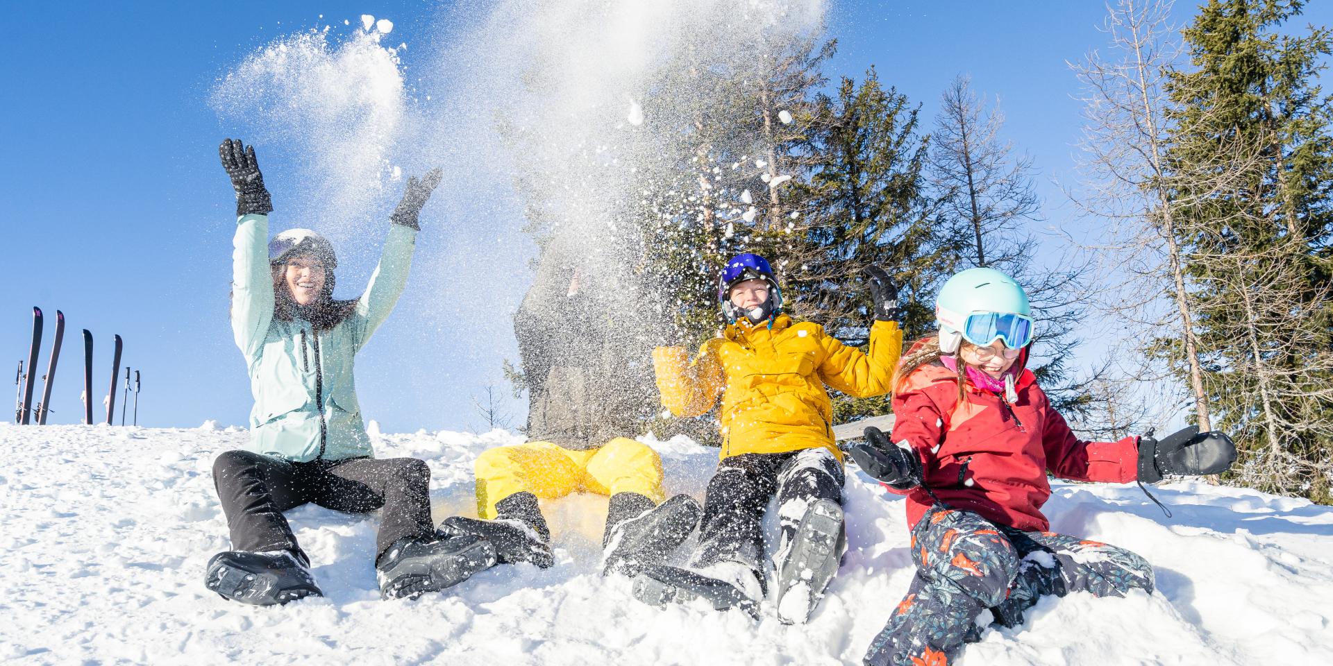 Skifahren_Familie_Bad Kleinkirchheim_Winter ©Mathias Prägant_MBN Tourismus (1) Skifahren_Familie_Bad Kleinkirchheim_Winter ©Mathias Prägant_MBN Tourismus (1)